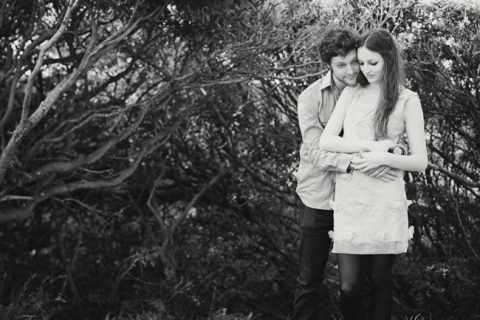 Sydney Engagement Photographer: Felicity and Scott embrace